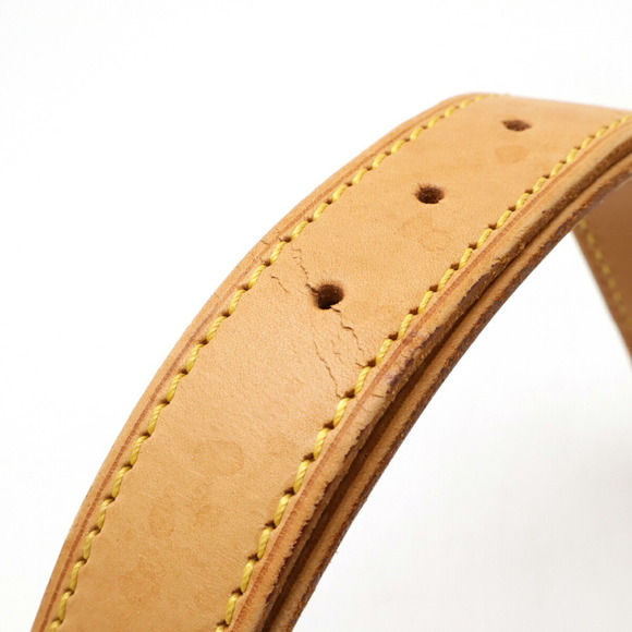 LOUIS VUITTON Brown Monogram Shoulder Bag - Picture 8 of 10